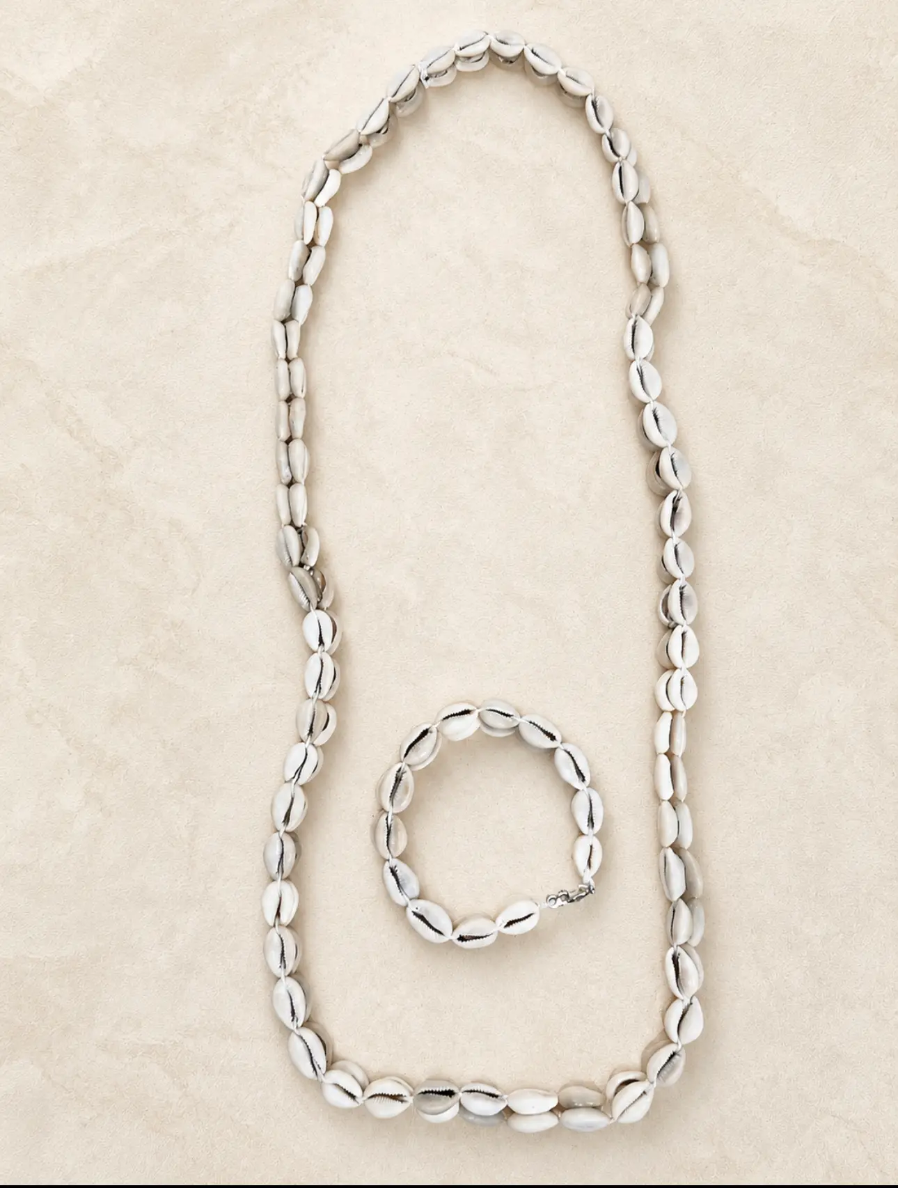 Collar de Caracoles Tejido orisha Aje / Ileke Aje Cowries with idde